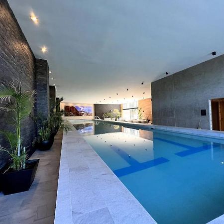 Luxury 3Br Apartment W Pool, Spa & Stunning Views بويبلا المظهر الخارجي الصورة